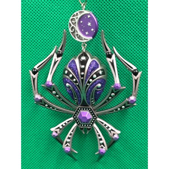2020 Hallmark Stunning Spider Moon Halloween Ornament Sparkling Purple Silver - Picture 2 of 6